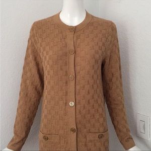 BANANA REPUBLIC Camel colored, cardigan with button accessories